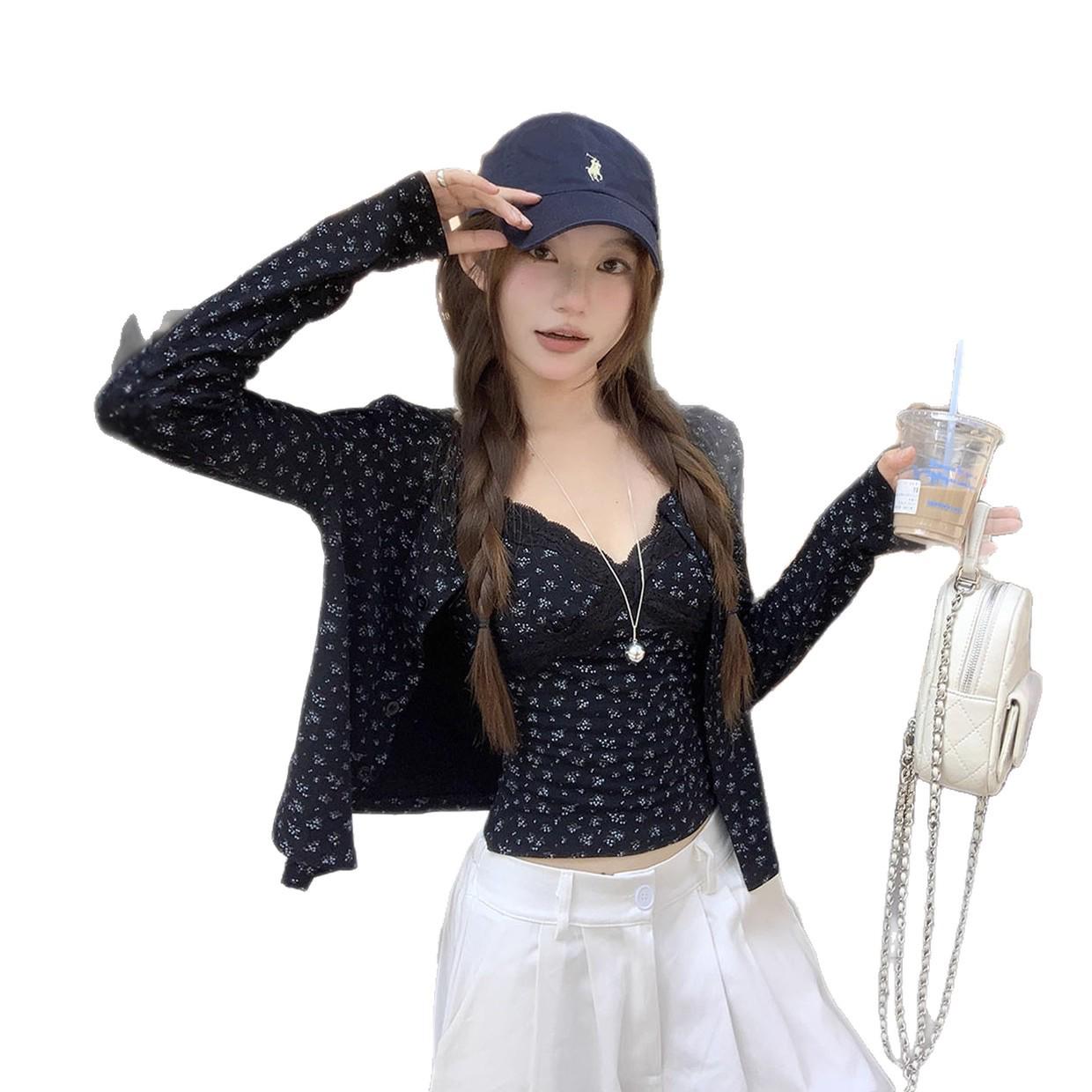 Элегантный комплект из кружевной майки и кардигана с длинным рукавом для женщин Small
Элегантный комплект из кружевной майки и кардигана с длинным рукавом для женщин Small