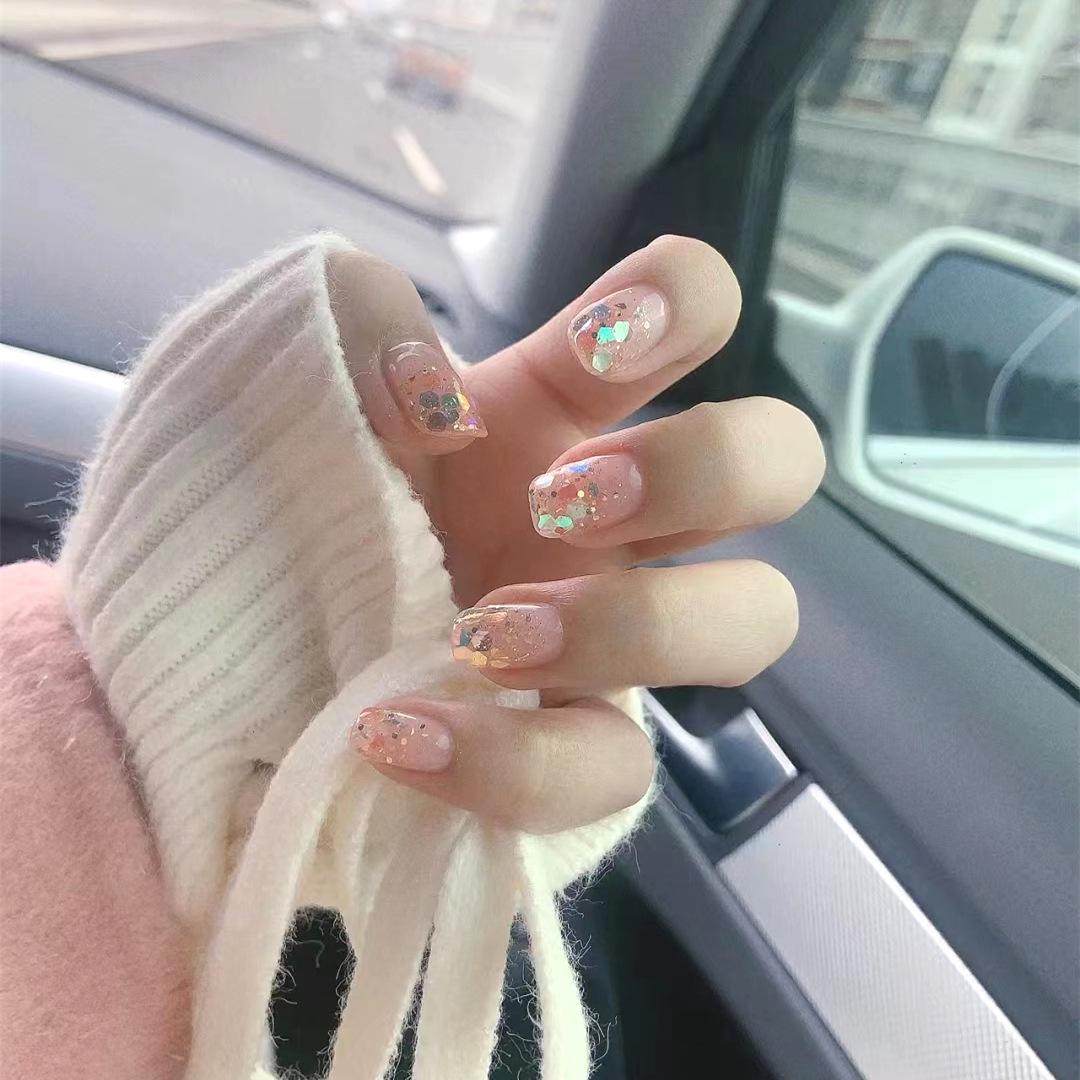Iridescent Jelly Fairy Flash Wearable Nails with Large Sequins - Removable and Finished Manicure False Nail Patches
Iridescent Jelly Fairy Flash Wearable Nails with Large Sequins - Removable and Finished Manicure False Nail Patches