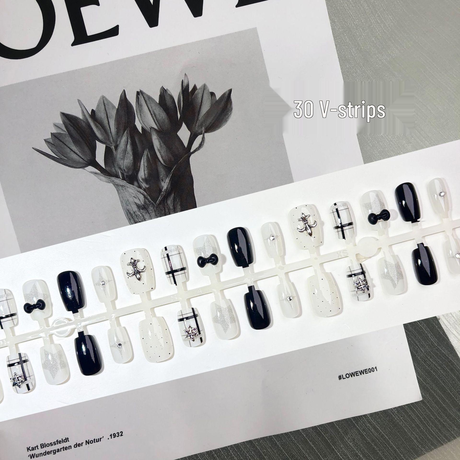 3D Стразы Черно-белые Накладные Ногти - Милый Корейский Вдохновленный Весенне-Летний Дизайн
3D Стразы Черно-белые Накладные Ногти - Милый Корейский Вдохновленный Весенне-Летний Дизайн