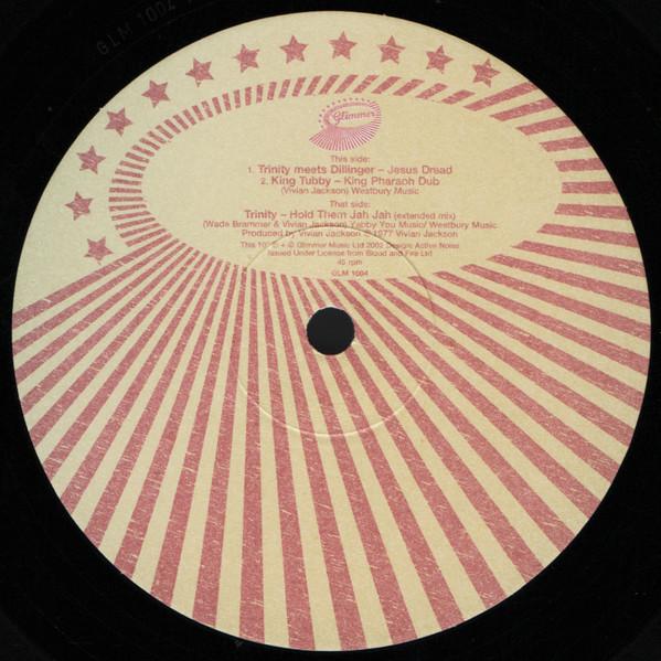 10-дюймовая пластинка TRINITY, DILLINGER / TRINITY - Jesus Dread / Hold Them Jah Jah (Ex GLM1004 Glimmer 2002 UK Регги, Ска и Даб Б/У
10-дюймовая пластинка TRINITY, DILLINGER / TRINITY - Jesus Dread / Hold Them Jah Jah (Ex GLM1004 Glimmer 2002 UK Регги, Ска и Даб Б/У
