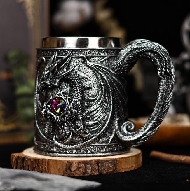 Pterodactyl Warrior Dragon Knight Stainless Steel Beer and Coffee Mug 501-600ml серебряный
Pterodactyl Warrior Dragon Knight Stainless Steel Beer and Coffee Mug 501-600ml серебряный