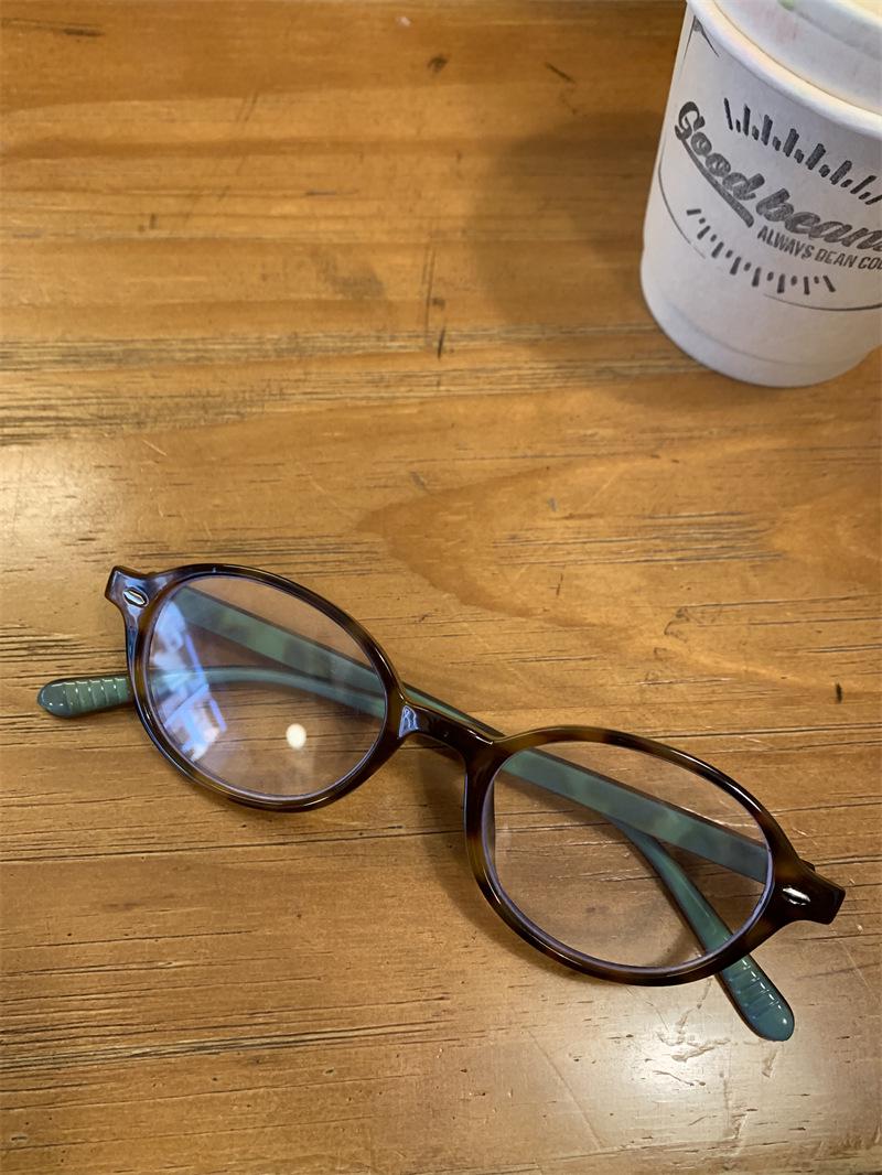 Овальные очки-ботаники унисекс с леопардовым принтом и черепаховым панцирем — ретро, симпатичные, с защитой от синего света, простая оправа для студентов Anti-Blue Light Non-Prescription
Овальные очки-ботаники унисекс с леопардовым принтом и черепаховым панцирем — ретро, симпатичные, с защитой от синего света, простая оправа для студентов Anti-Blue Light Non-Prescription