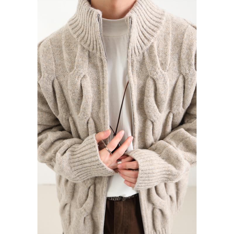 American Style Men s Cable Knit Cardigan: Winter Heavyweight, Half-High Collar, Trendy High Street, Couple-Friendly L (110-130 lbs) хакі
American Style Men s Cable Knit Cardigan: Winter Heavyweight, Half-High Collar, Trendy High Street, Couple-Friendly L (110-130 lbs) хакі