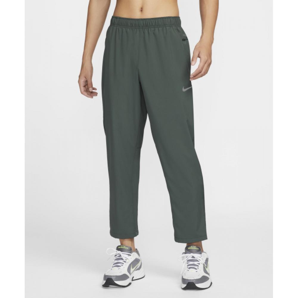 Nike Универсальные брюки Foam Dry Fit Open Hem M Vintage Green Black FB7491 338
Nike Универсальные брюки Foam Dry Fit Open Hem M Vintage Green Black FB7491 338