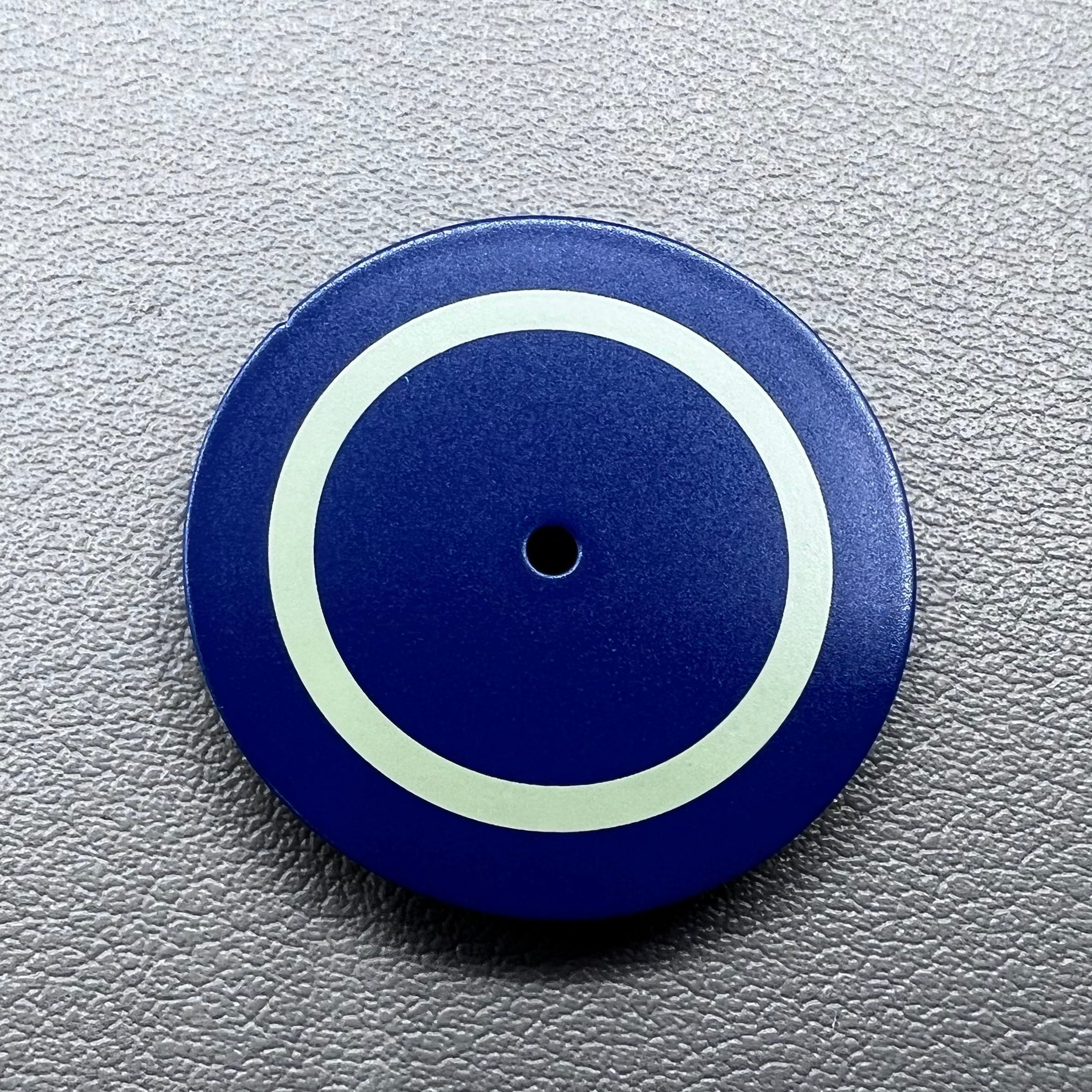 28.5mm Watch Dial Blue+yellow Circle Fit for Miyota 8215 8200 Movement
28.5mm Watch Dial Blue+yellow Circle Fit for Miyota 8215 8200 Movement