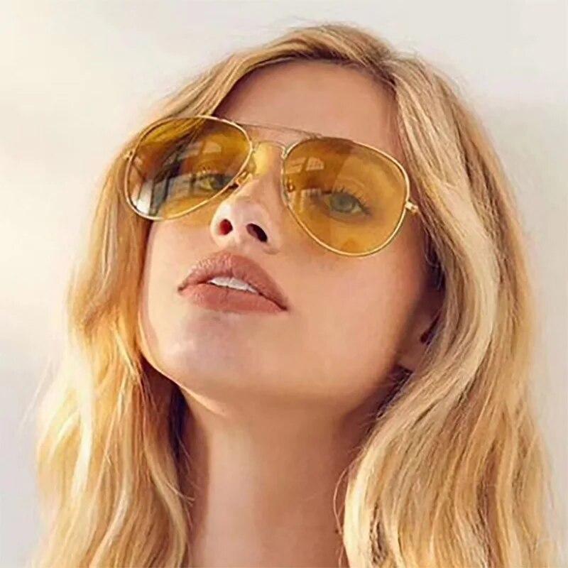Classic Yellow Lens 3025 Sunglasses Women/Men Designer Luxury Sun Glasses for Women Retro Outdoor Driving Oculos De Sol
Classic Yellow Lens 3025 Sunglasses Women/Men Designer Luxury Sun Glasses for Women Retro Outdoor Driving Oculos De Sol