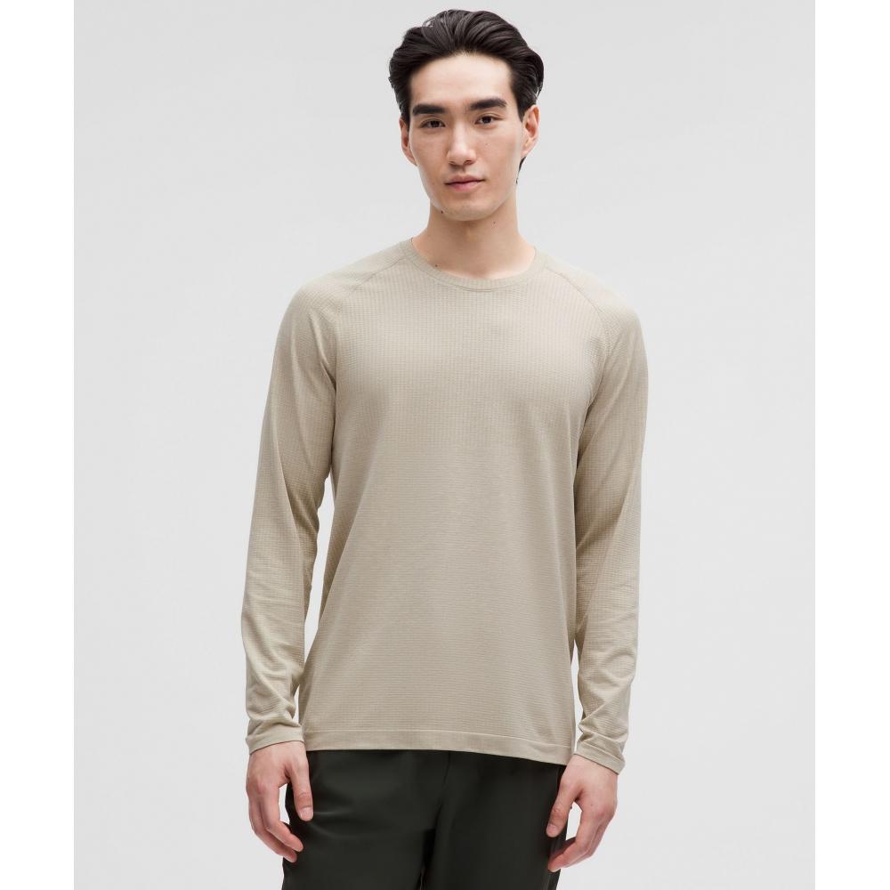 Lululemon Рубашка с длинным рукавом Metal Vent Tech из необработанного льна белого цвета XL
Lululemon Рубашка с длинным рукавом Metal Vent Tech из необработанного льна белого цвета XL