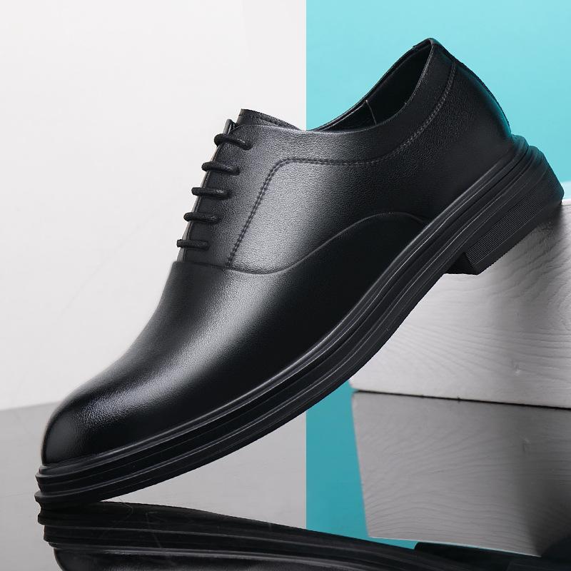 Leather shoes men s autumn new men s inner height increase 8CM dress leather shoes cowhide laces increase 6CM wedding shoes 37
Leather shoes men s autumn new men s inner height increase 8CM dress leather shoes cowhide laces increase 6CM wedding shoes 37