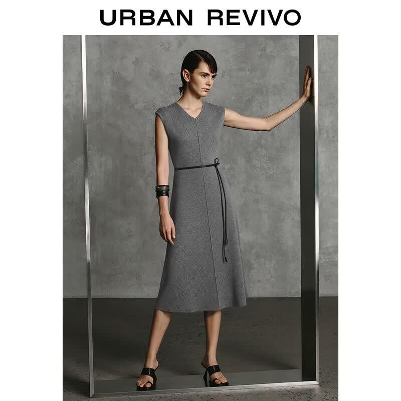 UR Women s Belted Knit Dress L
UR Women s Belted Knit Dress L