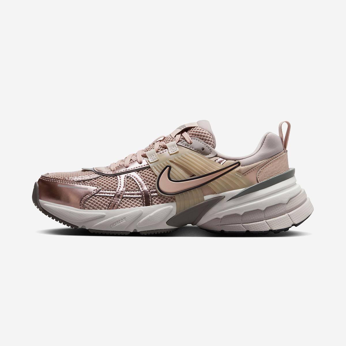 Nike Женские кроссовки Nike V2K Run, FD0736, 1020111038, популярная корейская обувь 230
Nike Женские кроссовки Nike V2K Run, FD0736, 1020111038, популярная корейская обувь 230