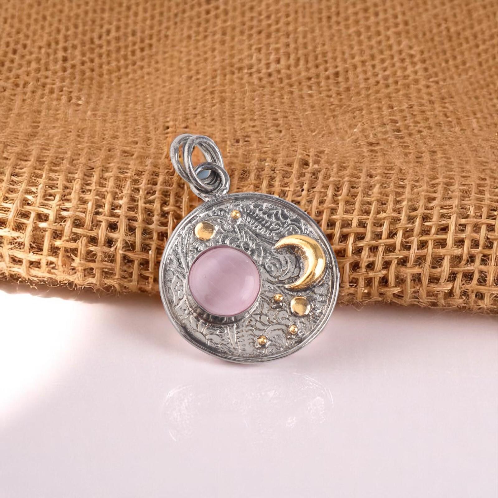 Pink Cat s Eye Gemstone 925 Sterling Silver Jewelry Handmade Women Pendant 1.30 PP-33-47
Pink Cat s Eye Gemstone 925 Sterling Silver Jewelry Handmade Women Pendant 1.30 PP-33-47