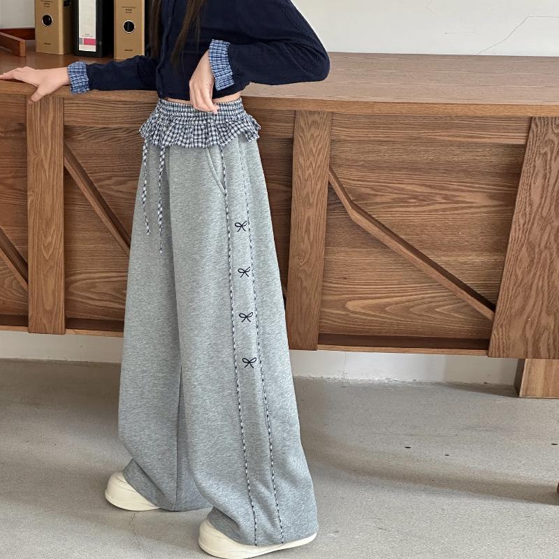 New Arrivals Stylish and Trendy Casual Trousers for Girls Spring Trousers with A Bow for Older Girls 170 сірий
New Arrivals Stylish and Trendy Casual Trousers for Girls Spring Trousers with A Bow for Older Girls 170 сірий