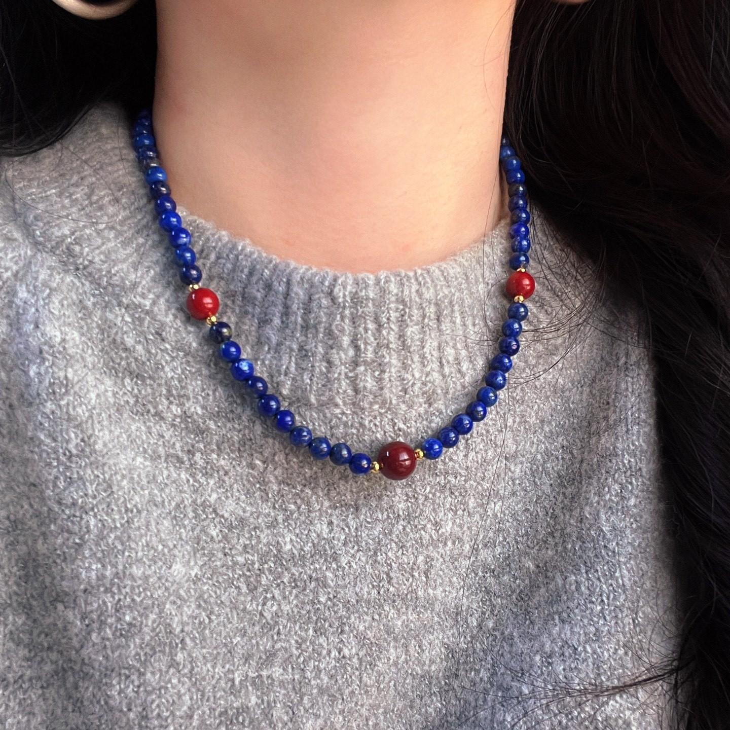 Vintage High Quality Strong Light Artificial Crystal Natural Chalcedony Necklace Collarbone Chain Sweater Chain
Vintage High Quality Strong Light Artificial Crystal Natural Chalcedony Necklace Collarbone Chain Sweater Chain