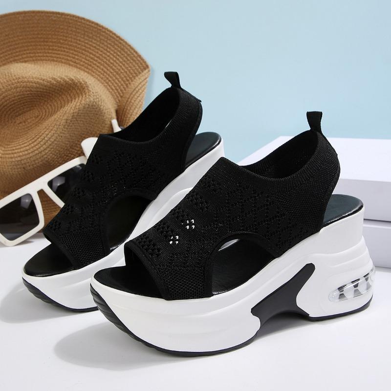New fly-woven large-size sports sandals women s summer muffin thick-soled breathable and comfortable Roman sandals 43 чорний
New fly-woven large-size sports sandals women s summer muffin thick-soled breathable and comfortable Roman sandals 43 чорний