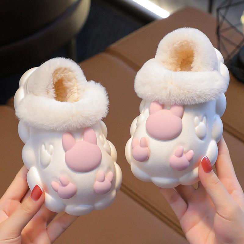 Children s cotton shoes winter shoes cotton slippers bag heel autumn and winter new girls Mao Mao shoes children s kindergarten indoor shoes 14 yards (inner length 13cm)
Children s cotton shoes winter shoes cotton slippers bag heel autumn and winter new girls Mao Mao shoes children s kindergarten indoor shoes 14 yards (inner length 13cm)