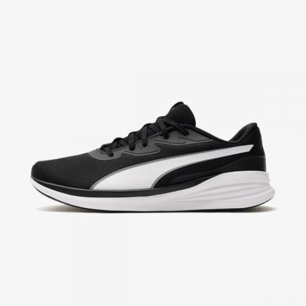 Кроссовки для бега Puma Night Runner V3 size:280
Кроссовки для бега Puma Night Runner V3 size:280
