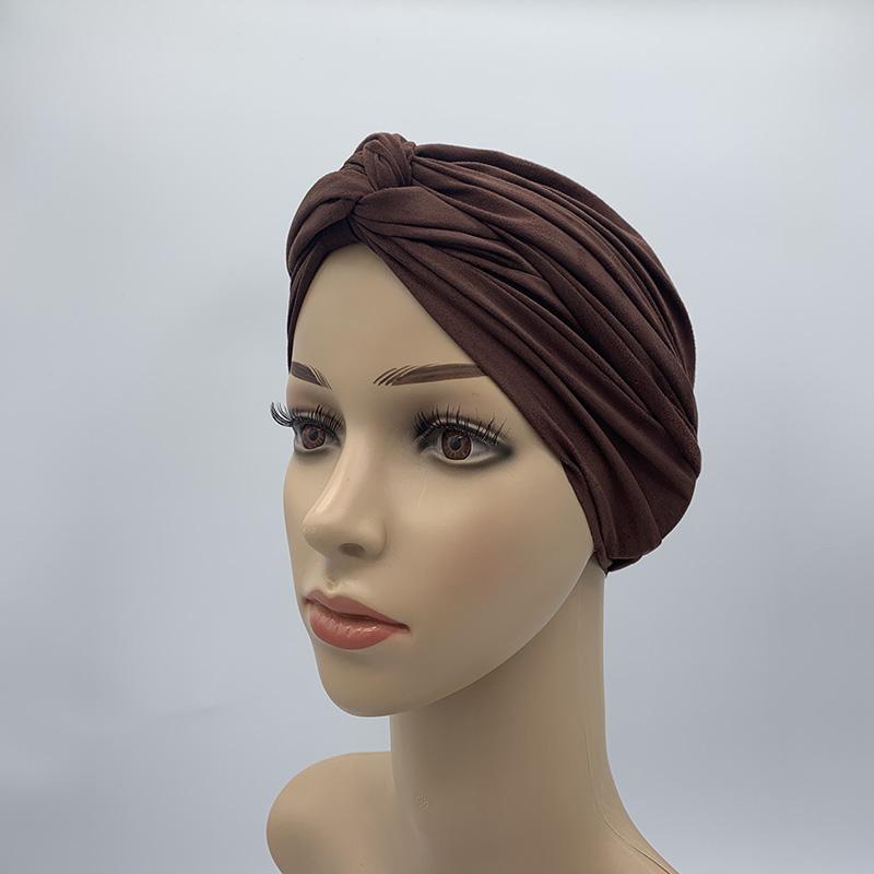 Модные женские тюрбаны из замши с перекручиванием крест-накрест, однотонные, женский головной платок, боннет, мусульманская шапочка-хиджаб, исламский подплаток, индийская шапка
Модные женские тюрбаны из замши с перекручиванием крест-накрест, однотонные, женский головной платок, боннет, мусульманская шапочка-хиджаб, исламский подплаток, индийская шапка