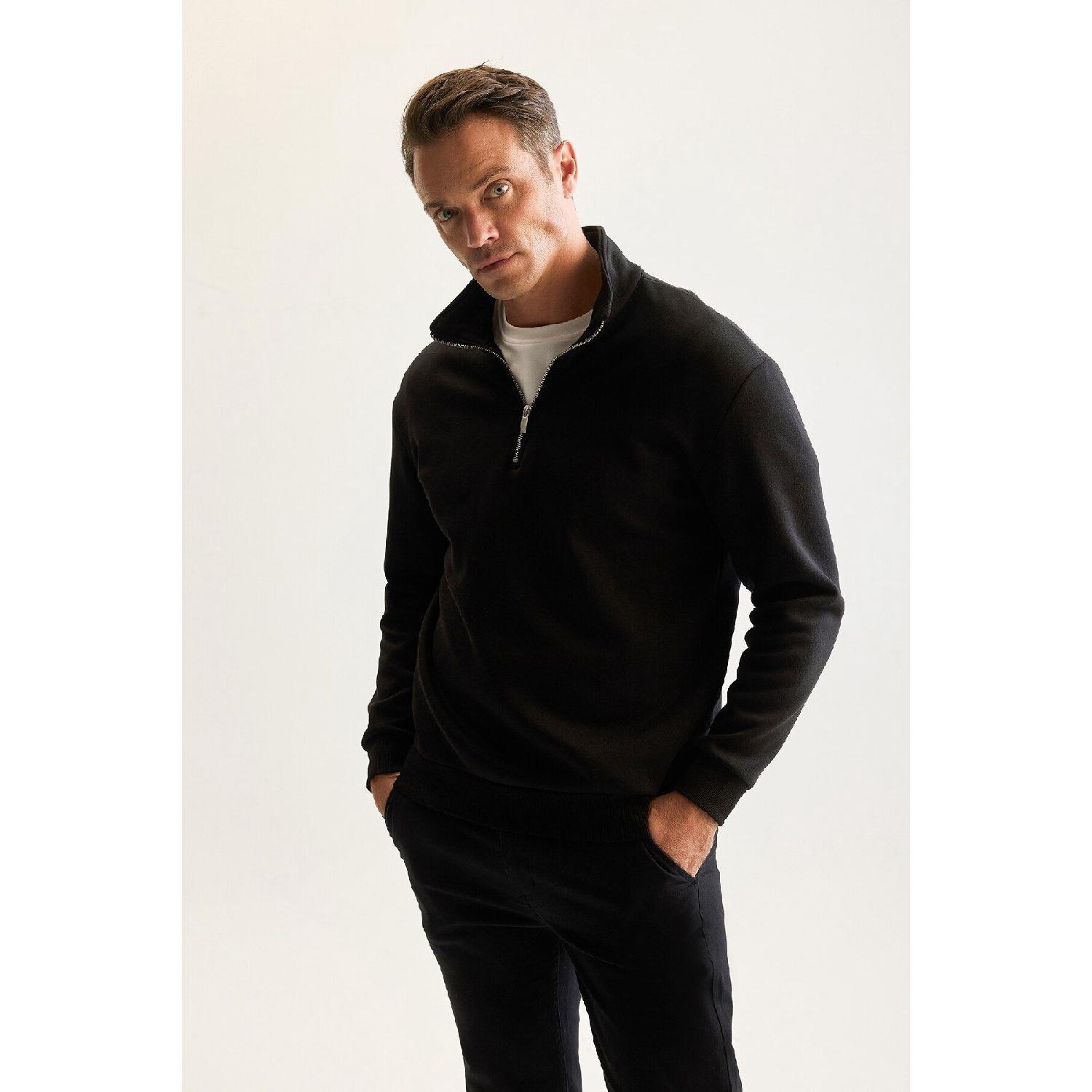 Men s Black 3 Thread Cotton, Fleece Inside Regular Fit Stand Collar Zippered Thick Sweatshirt XS
Men s Black 3 Thread Cotton, Fleece Inside Regular Fit Stand Collar Zippered Thick Sweatshirt XS