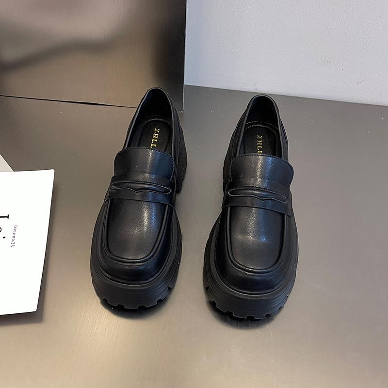 Small leather shoes for women with one pedal, thicksoled fat feet, largesize women s shoes thick heel versatile 43
Small leather shoes for women with one pedal, thicksoled fat feet, largesize women s shoes thick heel versatile 43