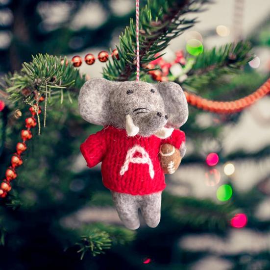 Christmas Elephant Ornament Red Sweater Elephant Pendant Hanging Elephant Ornament with Lanyard 1pc
Christmas Elephant Ornament Red Sweater Elephant Pendant Hanging Elephant Ornament with Lanyard 1pc