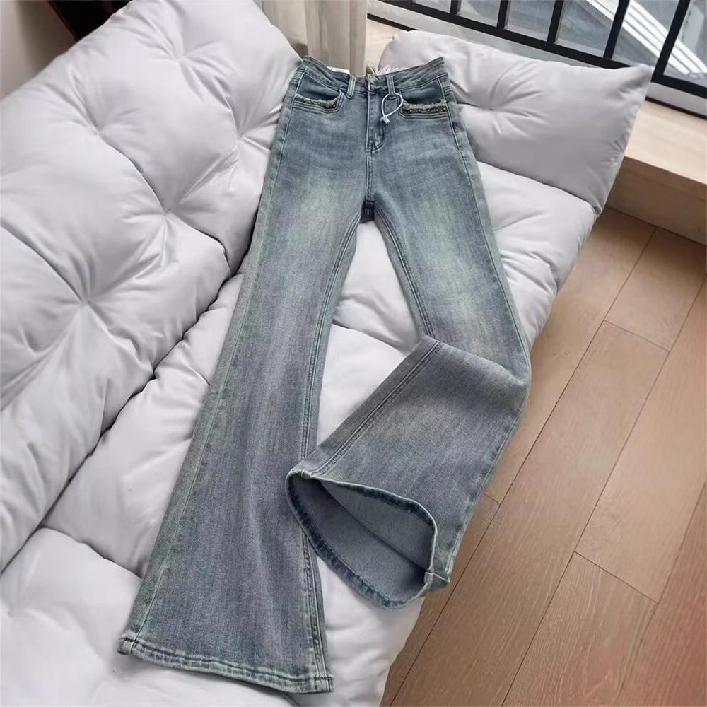 Light Blue High-Waisted Micro-Flare Jeans - Women s Stretch Slim Fit Horseshoe Design for Spring XS: 155-165cm (65-75 jin)
Light Blue High-Waisted Micro-Flare Jeans - Women s Stretch Slim Fit Horseshoe Design for Spring XS: 155-165cm (65-75 jin)