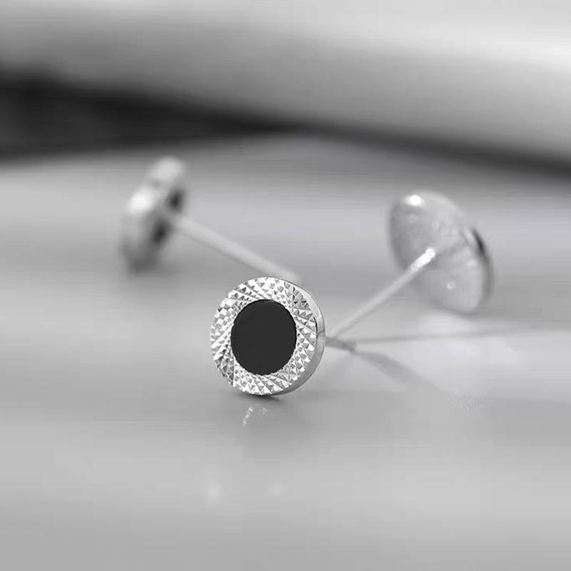 Изысканные мужские серьги-гвоздики в стиле ретро - Высококлассные, Холодный стиль, Уникальный дизайн, Простые по темпераменту украшения для ушей
Изысканные мужские серьги-гвоздики в стиле ретро - Высококлассные, Холодный стиль, Уникальный дизайн, Простые по темпераменту украшения для ушей