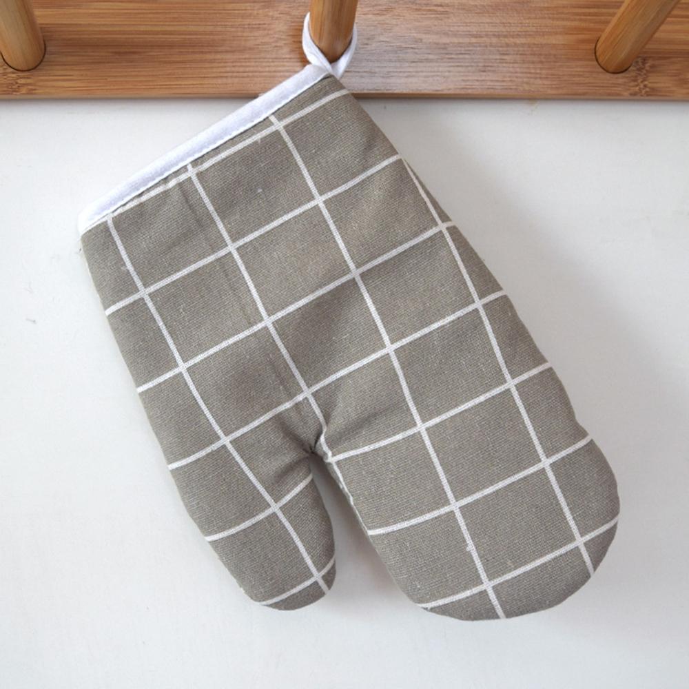 1PC gray single cotton and linen baking microwave oven heat-resistant gloves, heat-resistant kitchen insulation
1PC gray single cotton and linen baking microwave oven heat-resistant gloves, heat-resistant kitchen insulation