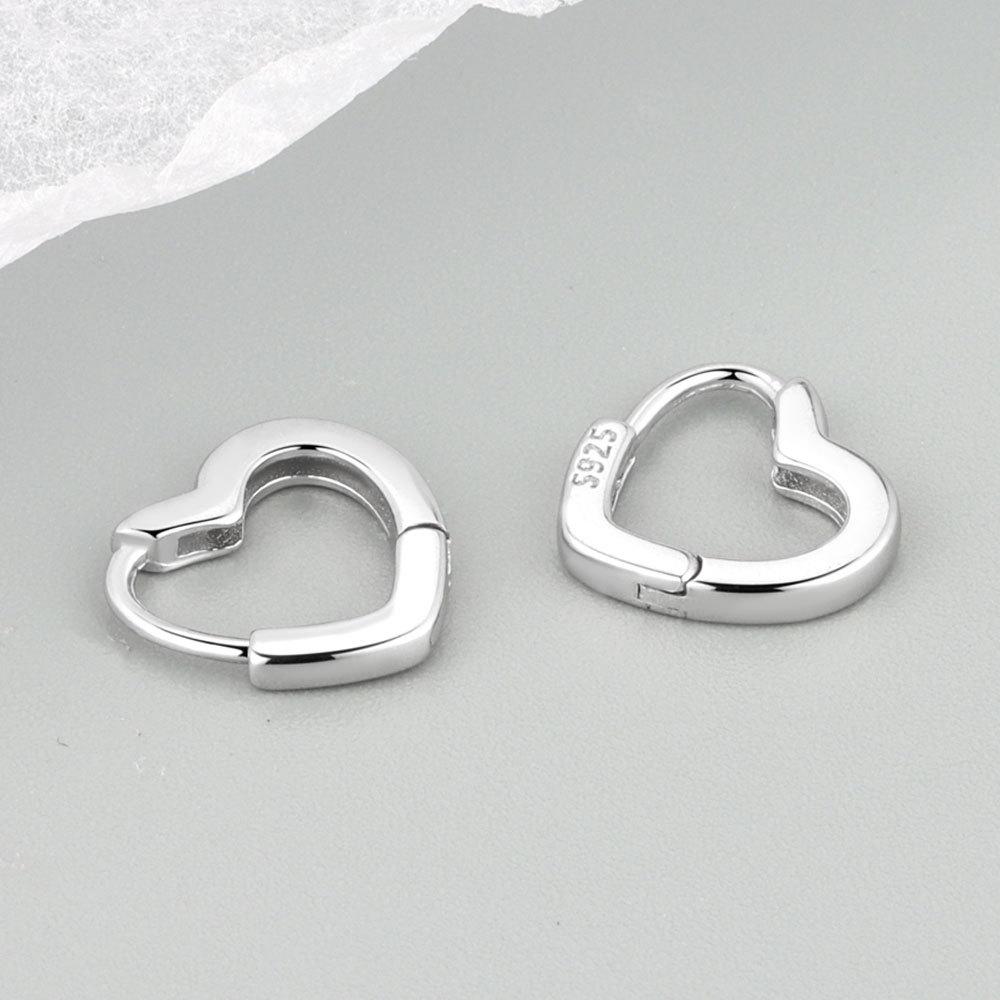 CIAXY Silver Color Hollow Love Earrings for Women Personality Heart-shaped Small Ear Buckle Korean Simple Jewelry
CIAXY Silver Color Hollow Love Earrings for Women Personality Heart-shaped Small Ear Buckle Korean Simple Jewelry