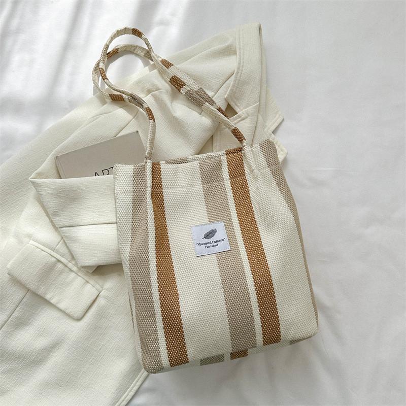 Chic Black And Blue Shoulder Bag Elegant Fashion Tote With Polyester Lining For Everyday Use WhiteKhaki
Chic Black And Blue Shoulder Bag Elegant Fashion Tote With Polyester Lining For Everyday Use WhiteKhaki