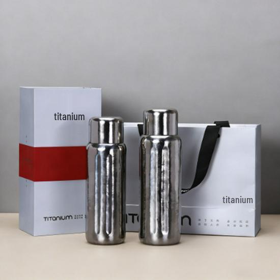 Pure Titanium Insulated Cup with Tea Infuser - Large Capacity, Vacuum-Sealed, Double Layer in Gift Box. 500ml
Pure Titanium Insulated Cup with Tea Infuser - Large Capacity, Vacuum-Sealed, Double Layer in Gift Box. 500ml