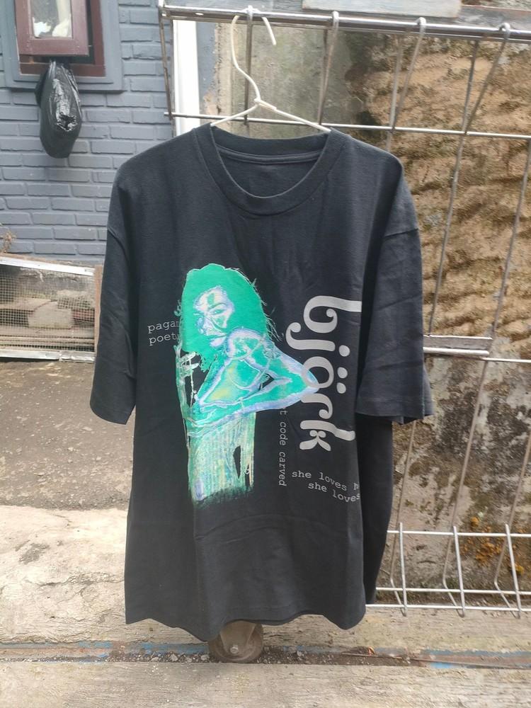 Bjork Single Vespertine Album Pagan Poetry Black T shirt Remake tee NH24152 Unisex T-Shirt XXL
Bjork Single Vespertine Album Pagan Poetry Black T shirt Remake tee NH24152 Unisex T-Shirt XXL