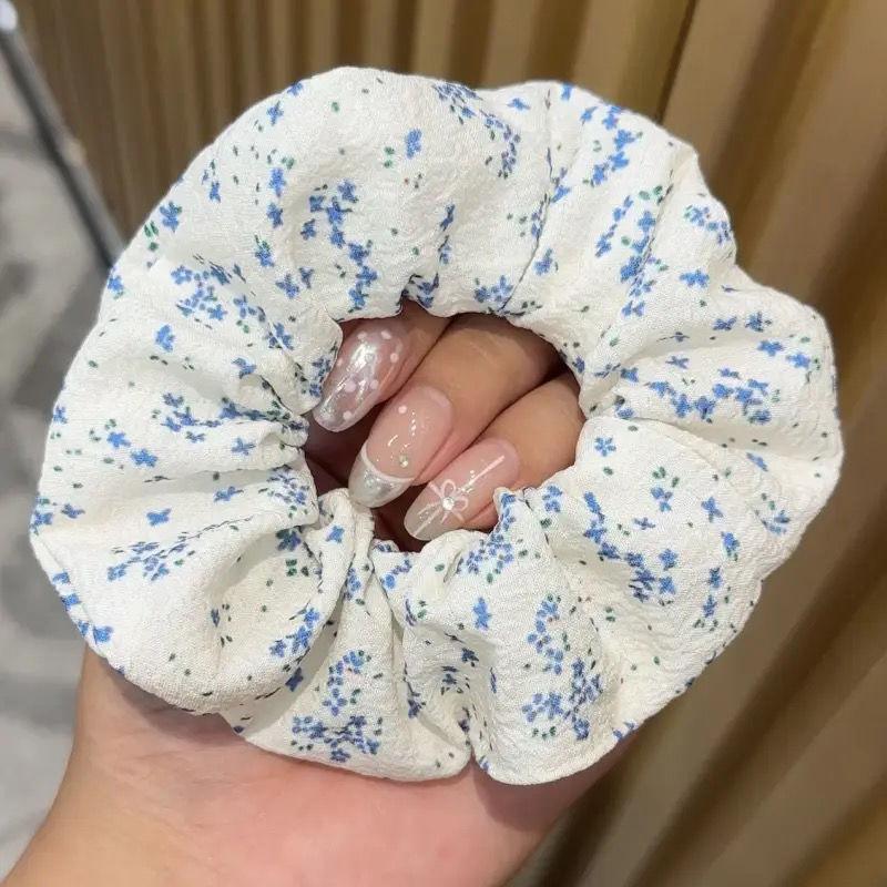 Корейская резинка-бабочка для волос, сетка, петля для толстой кишки, повязка на голову, петля для волос в форме сердца для девочки, аксессуар для волос в виде полузавязанного хвоста 1pc-1
Корейская резинка-бабочка для волос, сетка, петля для толстой кишки, повязка на голову, петля для волос в форме сердца для девочки, аксессуар для волос в виде полузавязанного хвоста 1pc-1