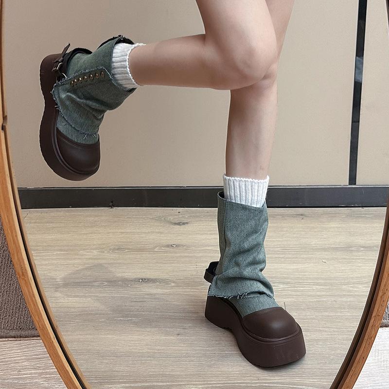 British fashion black British style platform Martin boots women s summer 2024 new niche with skirt thick heel short boots 35 синий
British fashion black British style platform Martin boots women s summer 2024 new niche with skirt thick heel short boots 35 синий