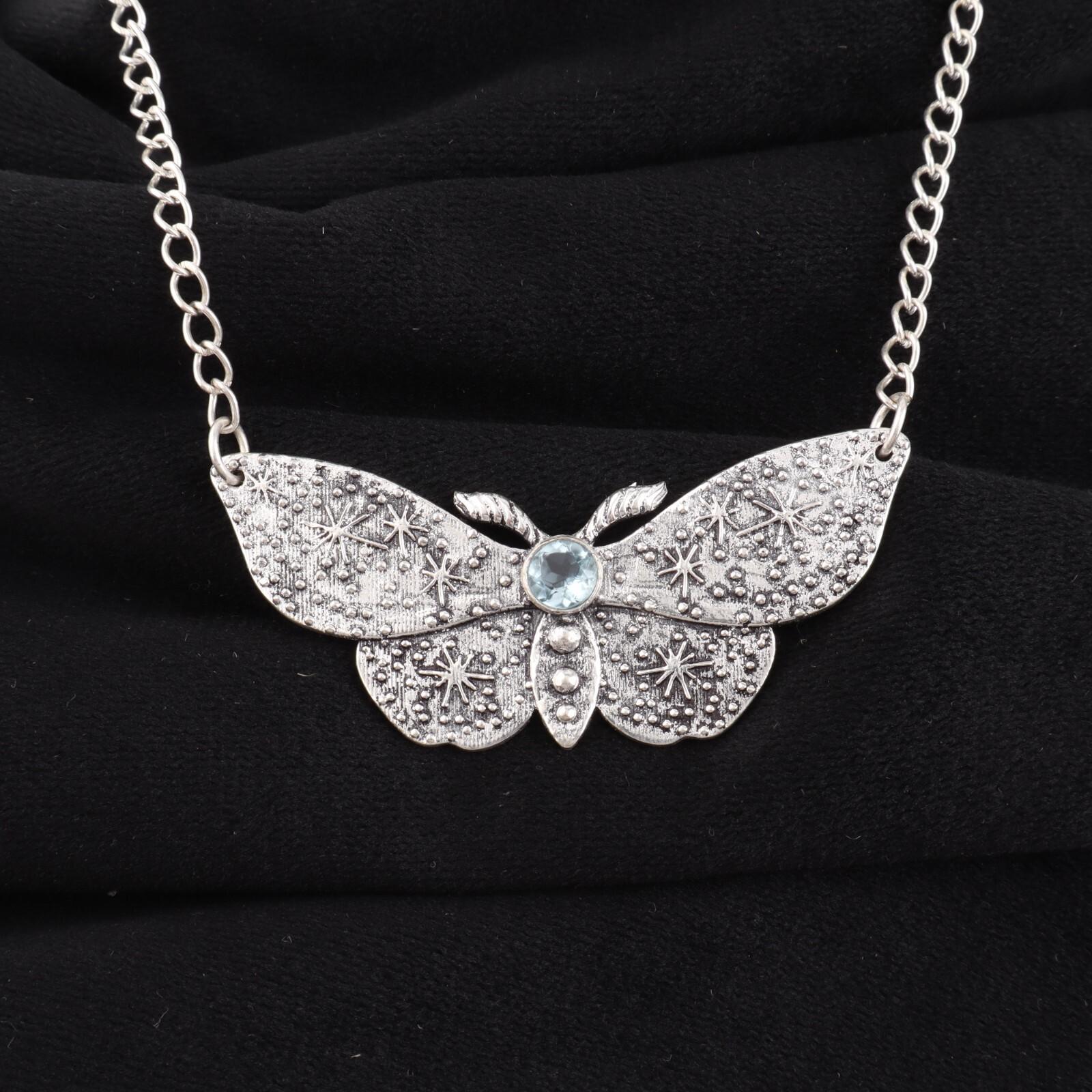 Sky Blue Topaz Gemstone 925 Sterling Silver Jewelry Pendant 0.7 Gift For Mother CP-35-13
Sky Blue Topaz Gemstone 925 Sterling Silver Jewelry Pendant 0.7 Gift For Mother CP-35-13