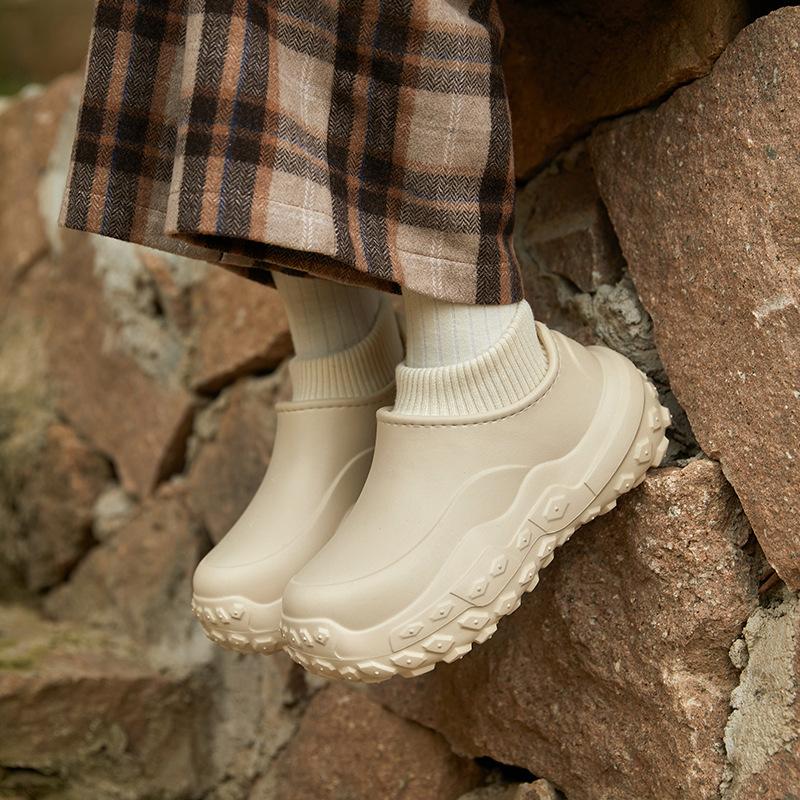 Cotton shoes autumn and winter new home heightening thick-soled cotton slippers wear non-slip, waterproof, dirt-resistant and warm cotton shoes 40-41 (suitable for 39-40)
Cotton shoes autumn and winter new home heightening thick-soled cotton slippers wear non-slip, waterproof, dirt-resistant and warm cotton shoes 40-41 (suitable for 39-40)