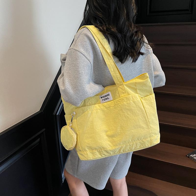 2025 new fashion niche large-capacity student canvas bag simple daily back casual tote bag хакі
2025 new fashion niche large-capacity student canvas bag simple daily back casual tote bag хакі