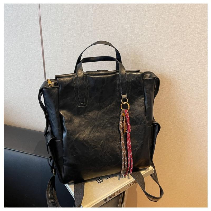 Backpack for Women, Large Capacity, Casual and Versatile, Commuting Schoolbag, Street Trend, High-end Style, Travel Backpack without pendant чёрный
Backpack for Women, Large Capacity, Casual and Versatile, Commuting Schoolbag, Street Trend, High-end Style, Travel Backpack without pendant чёрный