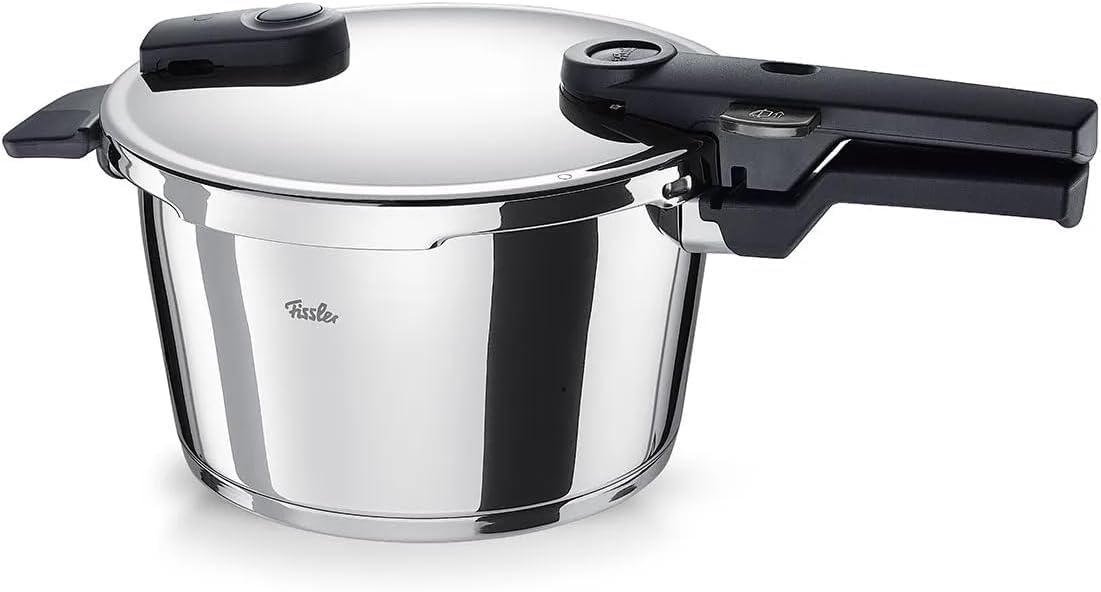 Fissler Pressure Cooker Vitaquik Gas IH Compatible for 3 to 4 People Pressure Cooker 2 Level Pressure Settings Made in Germany Stainless Steel 4.5L срібний
Fissler Pressure Cooker Vitaquik Gas IH Compatible for 3 to 4 People Pressure Cooker 2 Level Pressure Settings Made in Germany Stainless Steel 4.5L срібний