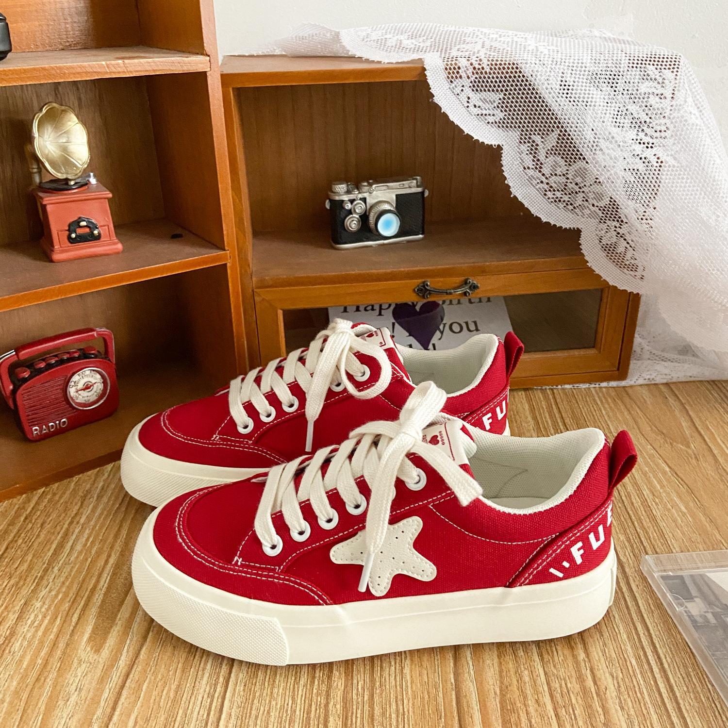 H983 star canvas shoes women s new spring and autumn ulzzang versatile ins tide niche design flat baseplate shoes 35 червоний
H983 star canvas shoes women s new spring and autumn ulzzang versatile ins tide niche design flat baseplate shoes 35 червоний