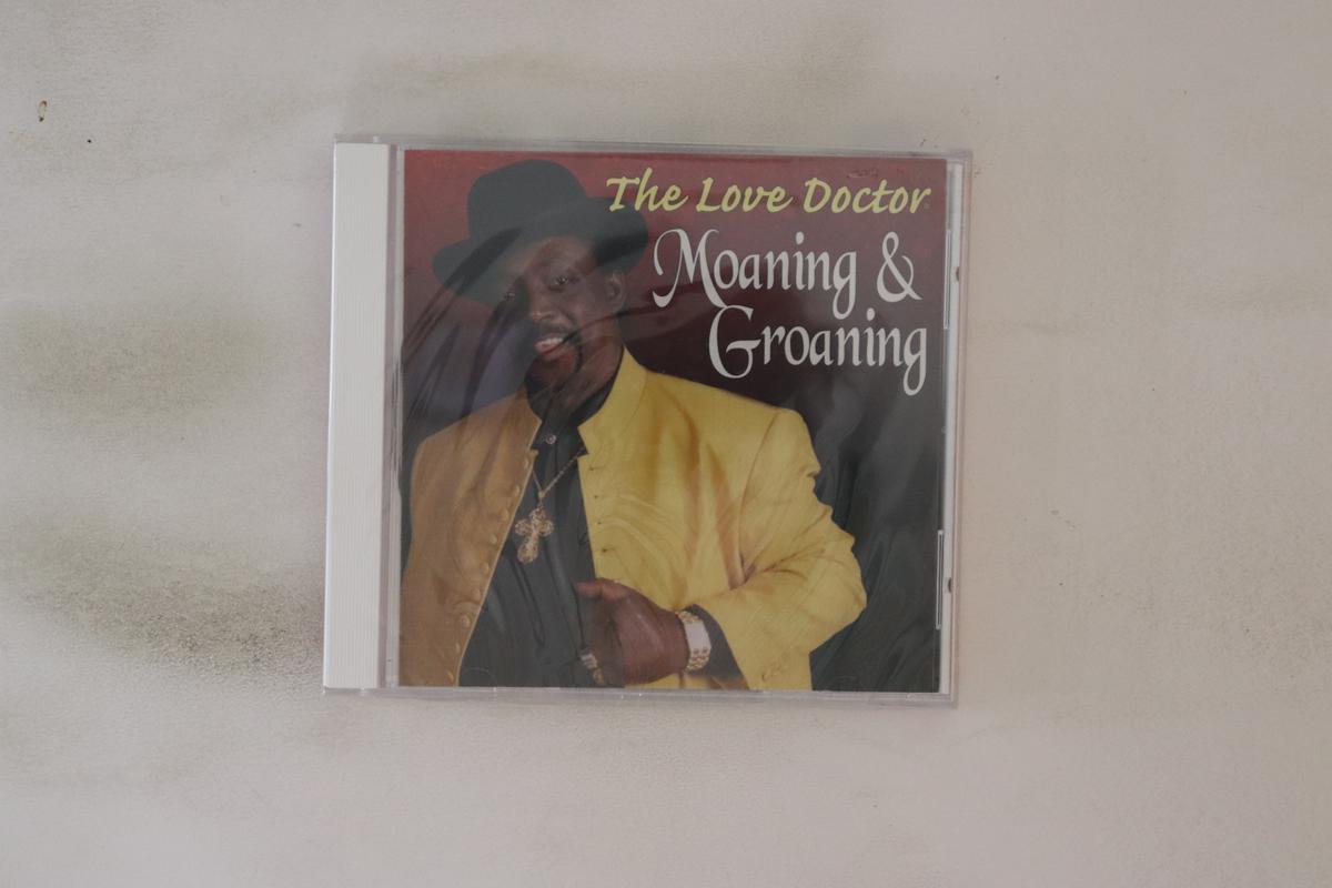 CD LOVE DOCTOR (2) - Moaning & Groaning MG1067 Mardi Gras Reco 2002 US Soul/Funk Used
CD LOVE DOCTOR (2) - Moaning & Groaning MG1067 Mardi Gras Reco 2002 US Soul/Funk Used