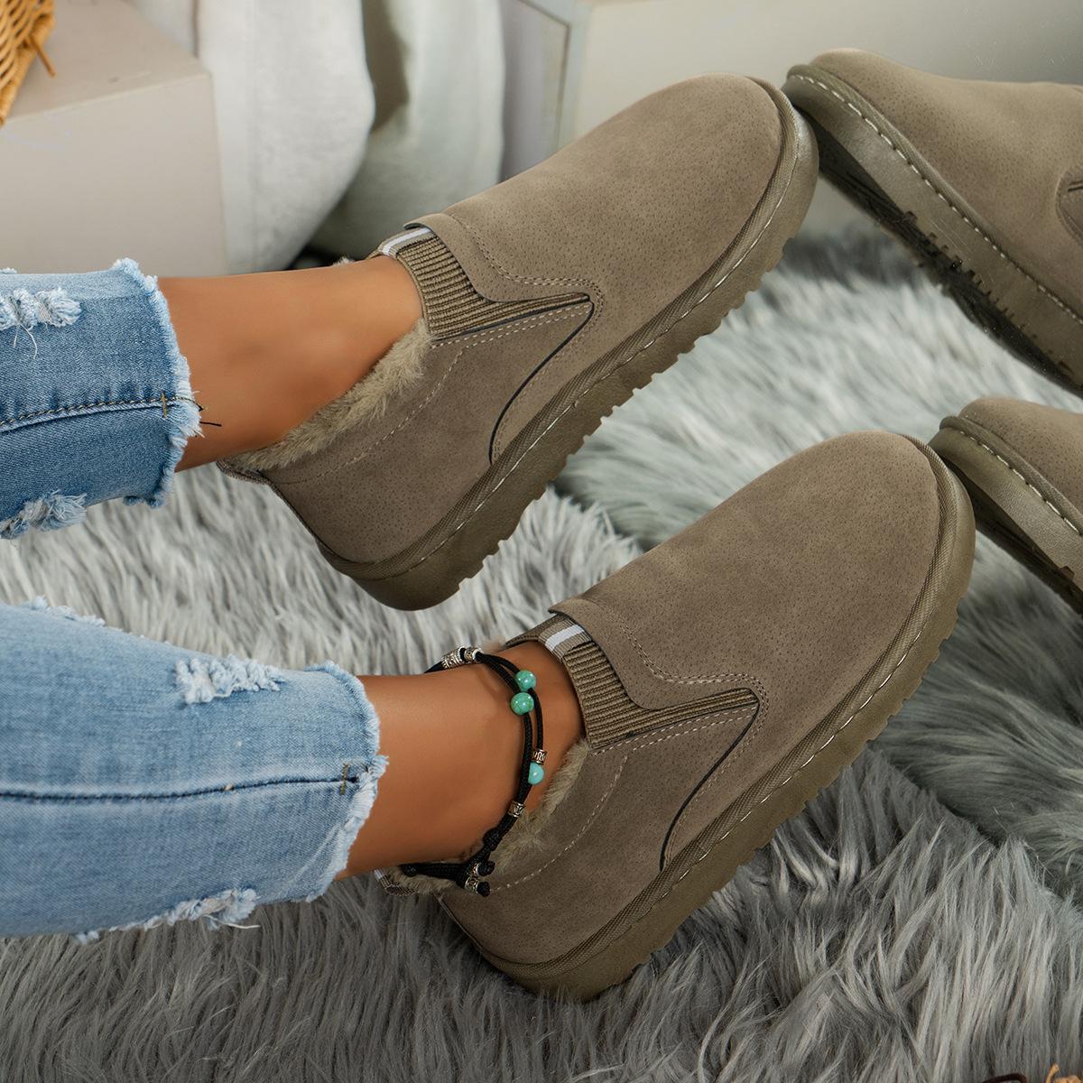 Foreign trade 35~ 41 short snow boots 2024 winter explosion flat bottom shallow mouth piled thickened warm cotton shoes 35 темно-коричневого
Foreign trade 35~ 41 short snow boots 2024 winter explosion flat bottom shallow mouth piled thickened warm cotton shoes 35 темно-коричневого