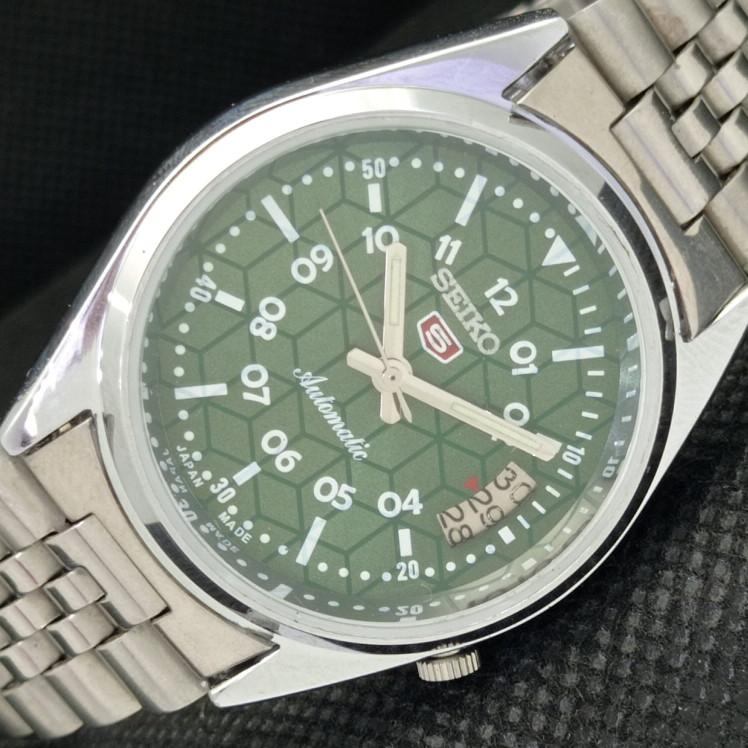 ВОССТАНОВЛЕННЫЕ ВИНТАЖНЫЕ МУЖСКИЕ ЧАСЫ SEIKO 5 AUTOMATIC JAPAN DATE GREEN 605-a314160-9 SKU605-a314160
ВОССТАНОВЛЕННЫЕ ВИНТАЖНЫЕ МУЖСКИЕ ЧАСЫ SEIKO 5 AUTOMATIC JAPAN DATE GREEN 605-a314160-9 SKU605-a314160