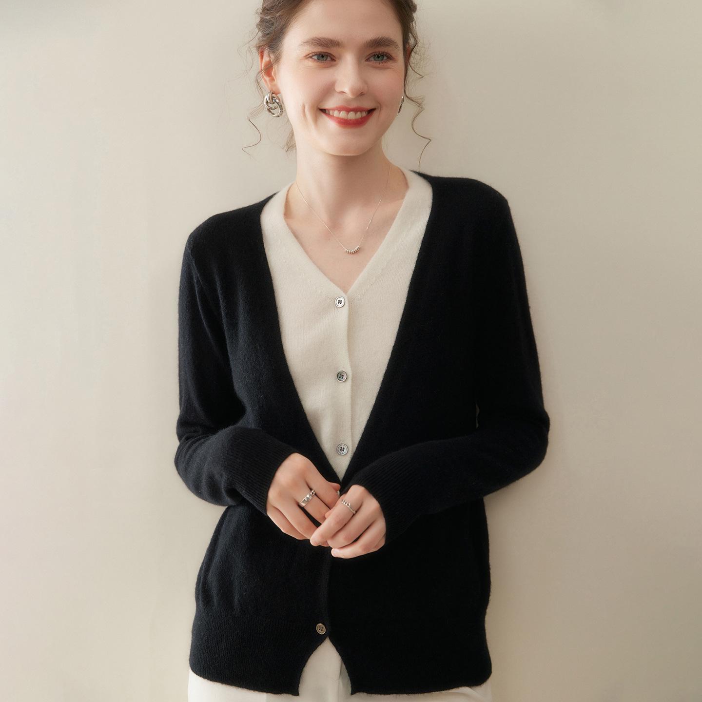 2025 Fall/Winter Women s Color Block V-Neck Cashmere Faux Two-Piece Cardigan XL (125-135 kg) чорний
2025 Fall/Winter Women s Color Block V-Neck Cashmere Faux Two-Piece Cardigan XL (125-135 kg) чорний