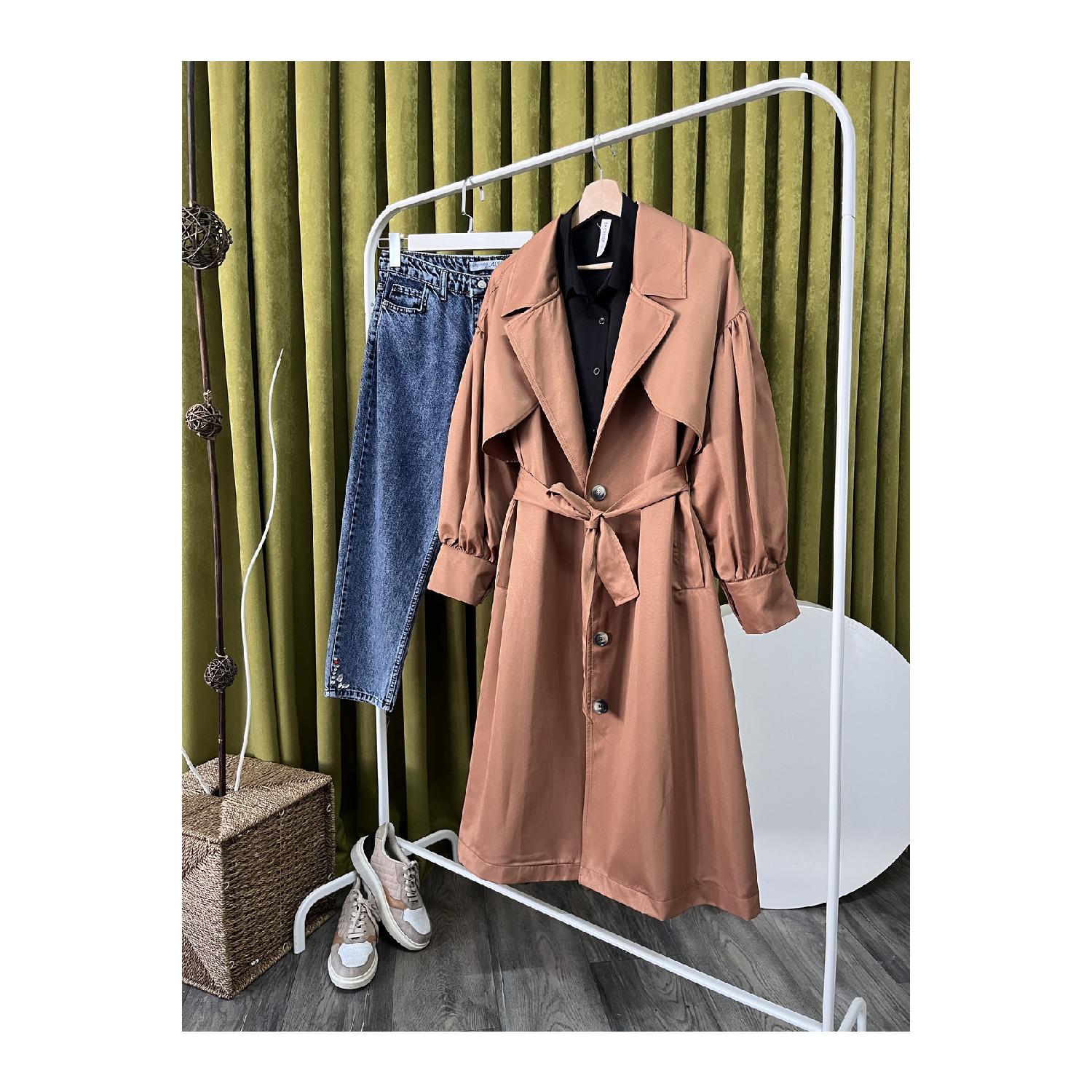 Тренч с кепкой 40-42
Тренч с кепкой 40-42