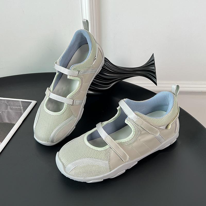 !! New ballet style Velcro Mary Jane shoes women s color matching casual versatile student shoes 40
!! New ballet style Velcro Mary Jane shoes women s color matching casual versatile student shoes 40