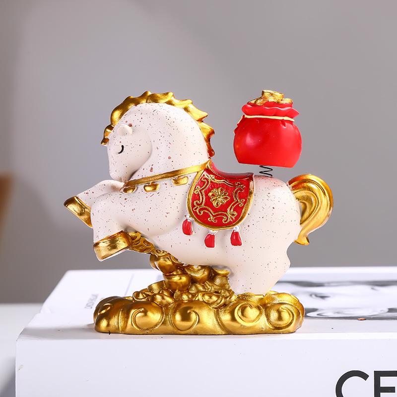 Instant Wealth Ornament: Chinese National Tide Horse, Year of the Horse Zodiac Gift, Cute Desktop Pony.
Instant Wealth Ornament: Chinese National Tide Horse, Year of the Horse Zodiac Gift, Cute Desktop Pony.