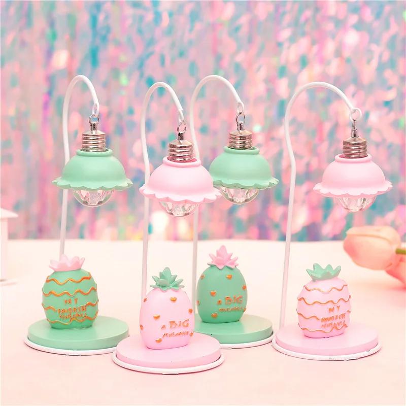 Strange New Ornaments Small Fresh Pineapple Night Light Bedside Lamp Room Bedroom Atmosphere Decoration Craft Lamp
Strange New Ornaments Small Fresh Pineapple Night Light Bedside Lamp Room Bedroom Atmosphere Decoration Craft Lamp