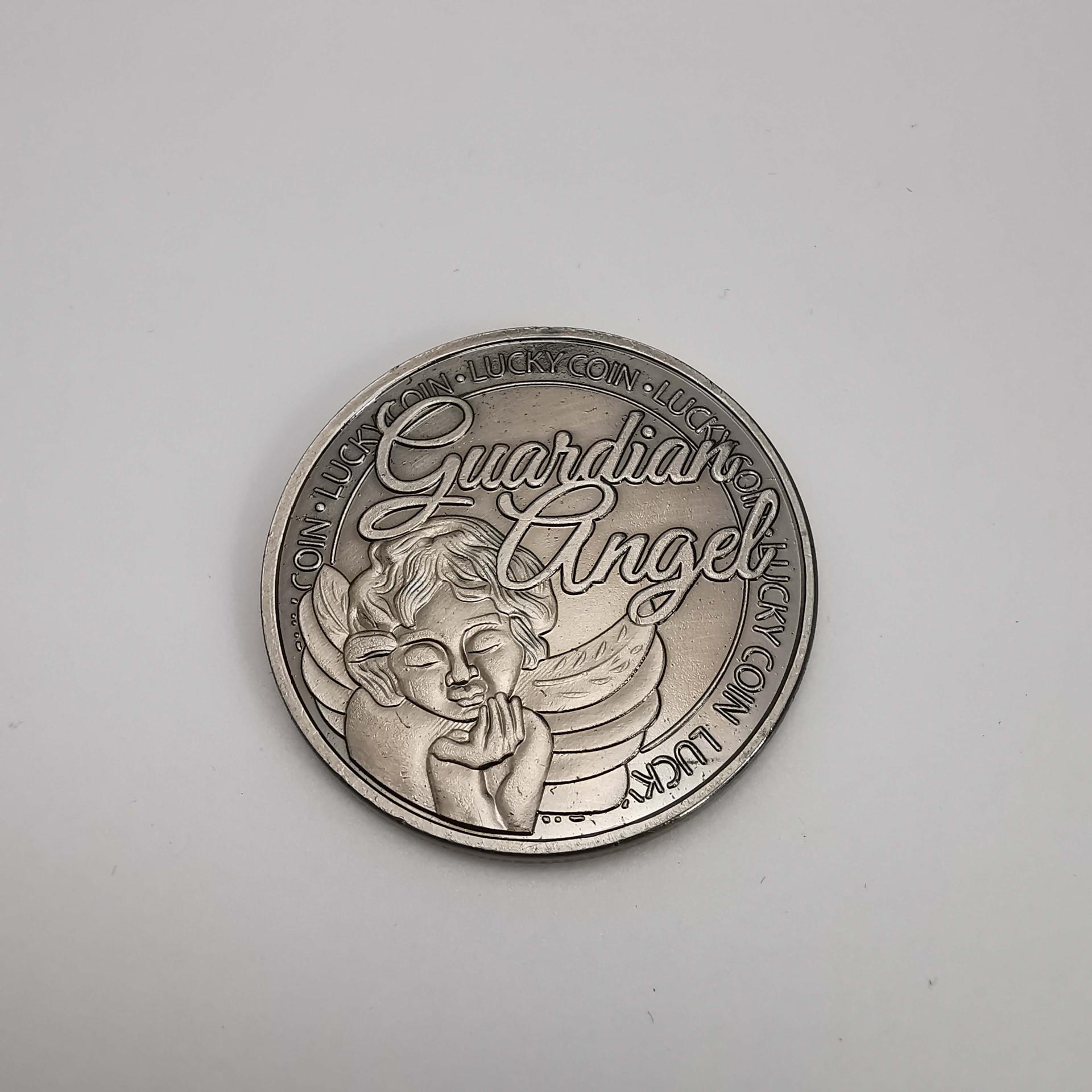 Guardian Angel Lucky Coin with Four-Leaf Clover Wish Retro Commemorative Silver Coin
Guardian Angel Lucky Coin with Four-Leaf Clover Wish Retro Commemorative Silver Coin