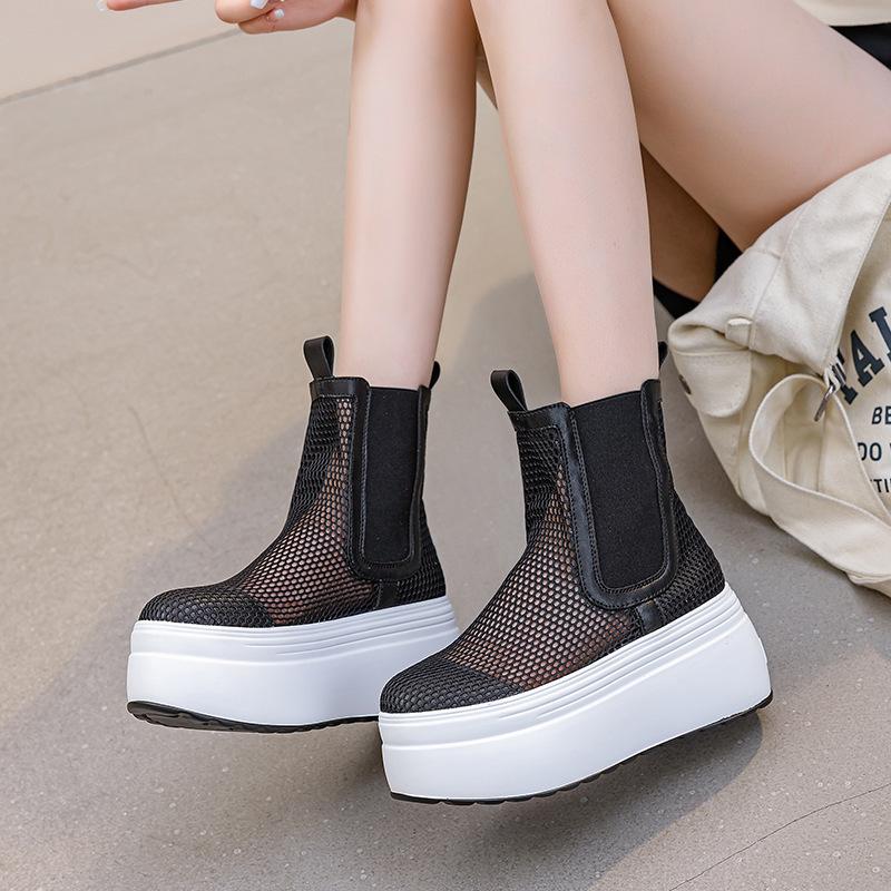 Women s summer platform sandals 2025 new cool boots solid color round head woven hollow breathable short boots trend 39 чорний
Women s summer platform sandals 2025 new cool boots solid color round head woven hollow breathable short boots trend 39 чорний