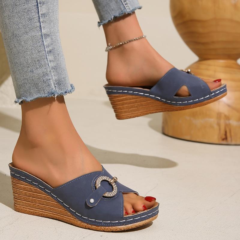 Fashion Women Slippers 2024 New Retro Summer Casual Wedge Platform Sandals Outdoor Beach Slippers Female Orthopedic Slides Plus Size 36
Fashion Women Slippers 2024 New Retro Summer Casual Wedge Platform Sandals Outdoor Beach Slippers Female Orthopedic Slides Plus Size 36